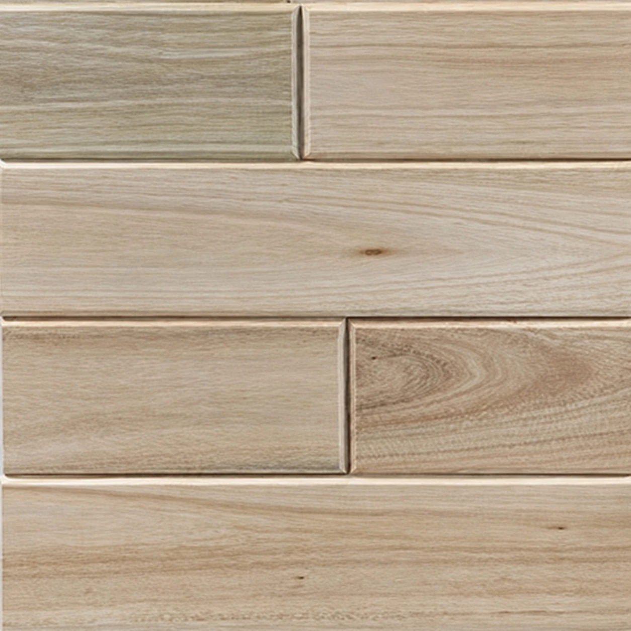 Red Grandis Clear finish boards showing natural variation